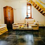 Rodos Niohori Elite Boutique