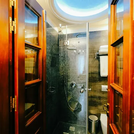 Rodos Niohori Elite Boutique