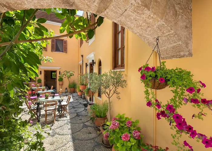 Rodos Niohori Elite Boutique