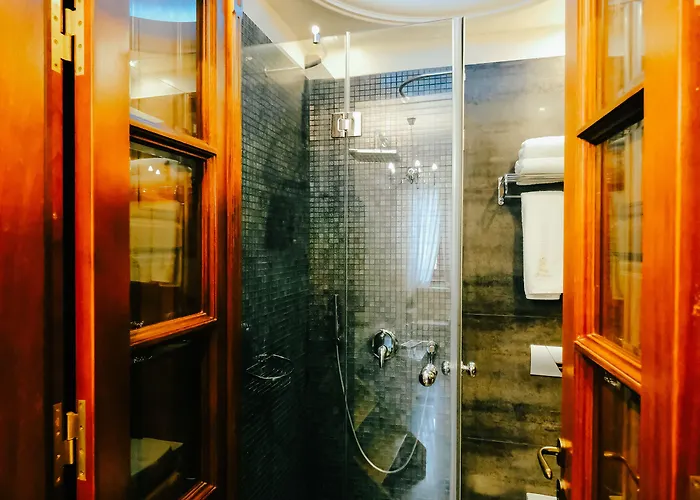 Rodos Niohori Elite Boutique